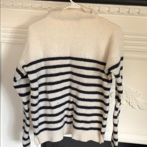Ann Taylor sweater blue/white